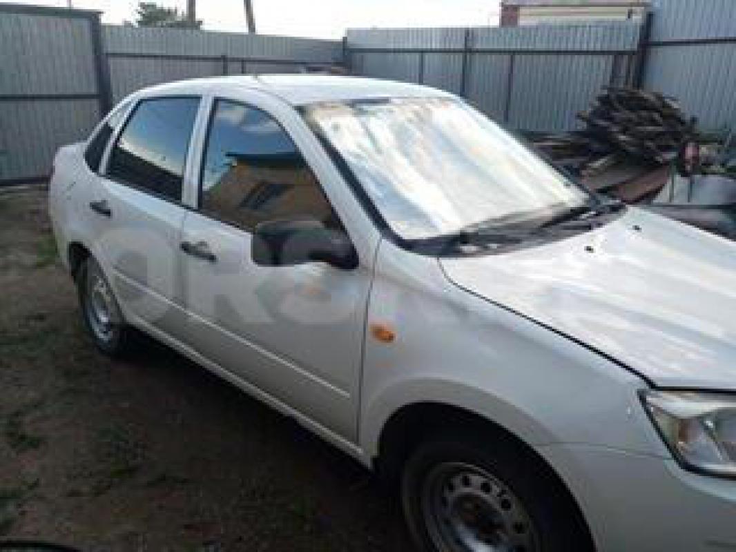 Продам ВАЗ(lada) Granta  2012 гола, продажа от собственника аккумулятор  новый на гарантии, сигнализ - Орск