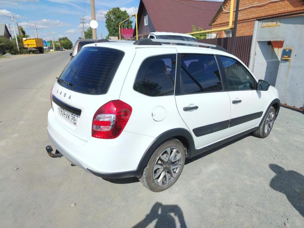Продам Лада гранта Кросс, 2019 год, в хорошем состоянии, 2 хозяина. - Орск