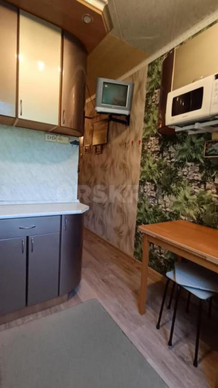 В продаже светлая, уютная 2-х комнатная квартира в одном из востребованных районов города, расположе - Орск