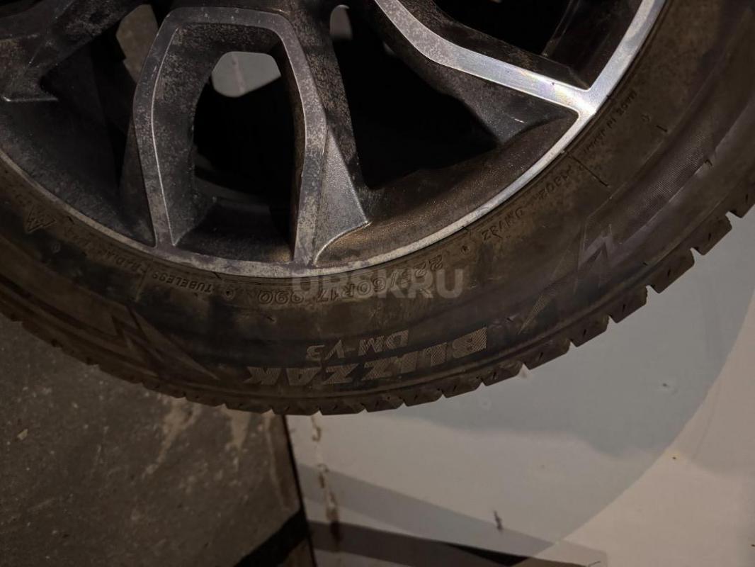 Продам отличные японские шины Bridgestone DM-V3 225/60 R17 (производство именно Япония) на дисках J7 - Орск