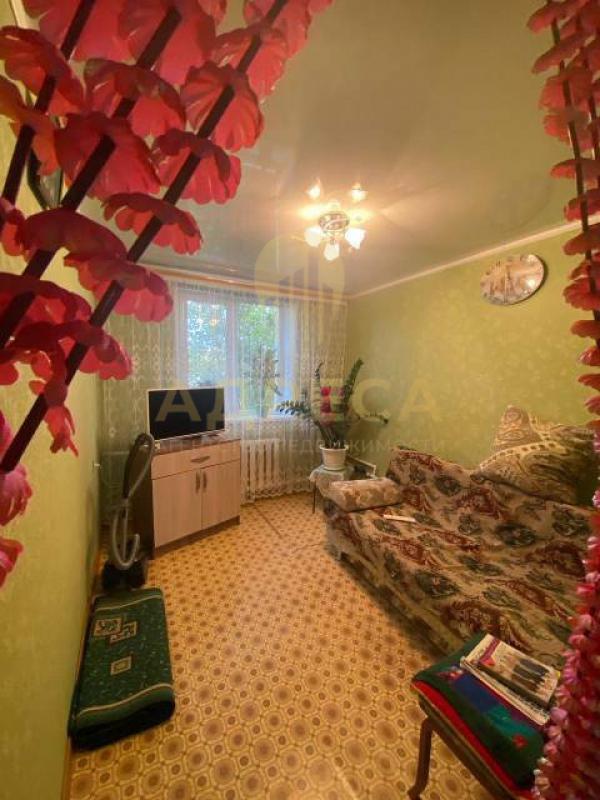 Продам дом 67 квадратных метров, на участке 21 соток земли в экологически чистом селе с развитой инф - Струково