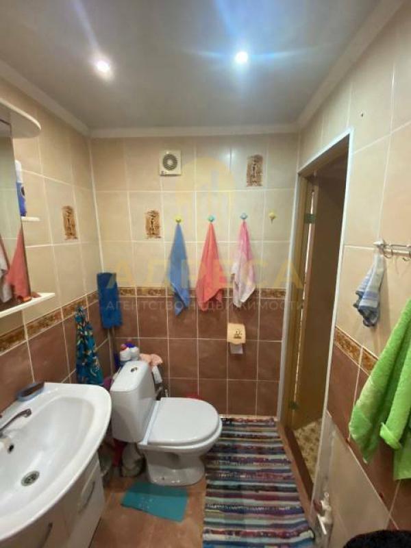 Продам дом 67 квадратных метров, на участке 21 соток земли в экологически чистом селе с развитой инф - Струково