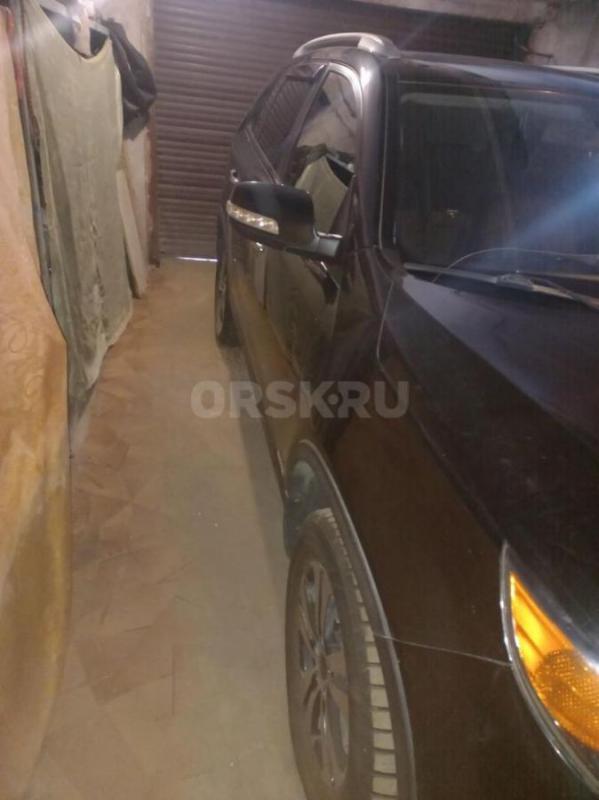 Продам автомобиль Kia Sorento, 2011 года. - Орск