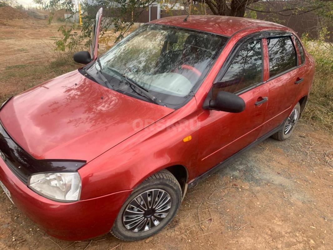 Lada Kalina в хорошем состоянии 


Цвет красный  металлик.( калина)

Мотор 1.6 (была капиталка- - Орск