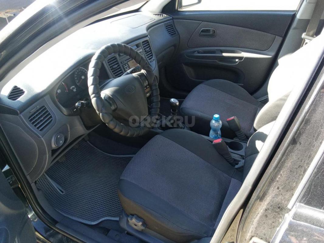 Продам Киа Рио - 2010 г э в отличном состоянии для своих лет. - Орск