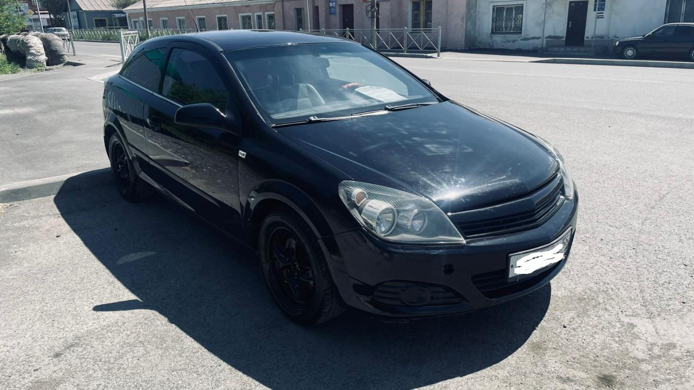 Продается Opel Astra купе, 2006 года

Состояние отличное,

обслуживание проводилось вовремя,

вложен - Новотроицк