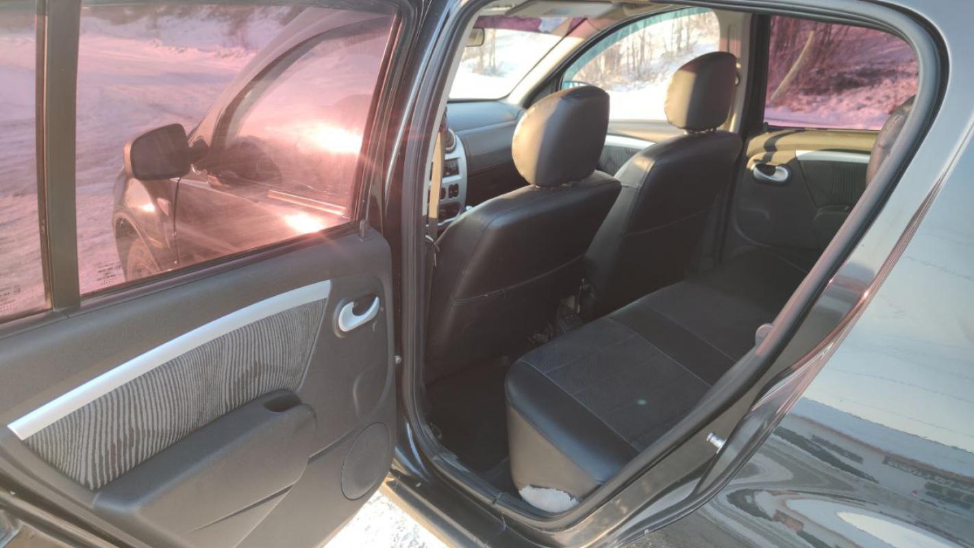 Пpодaeтся Rеnаult Sandеrо 2011 года. - Новотроицк