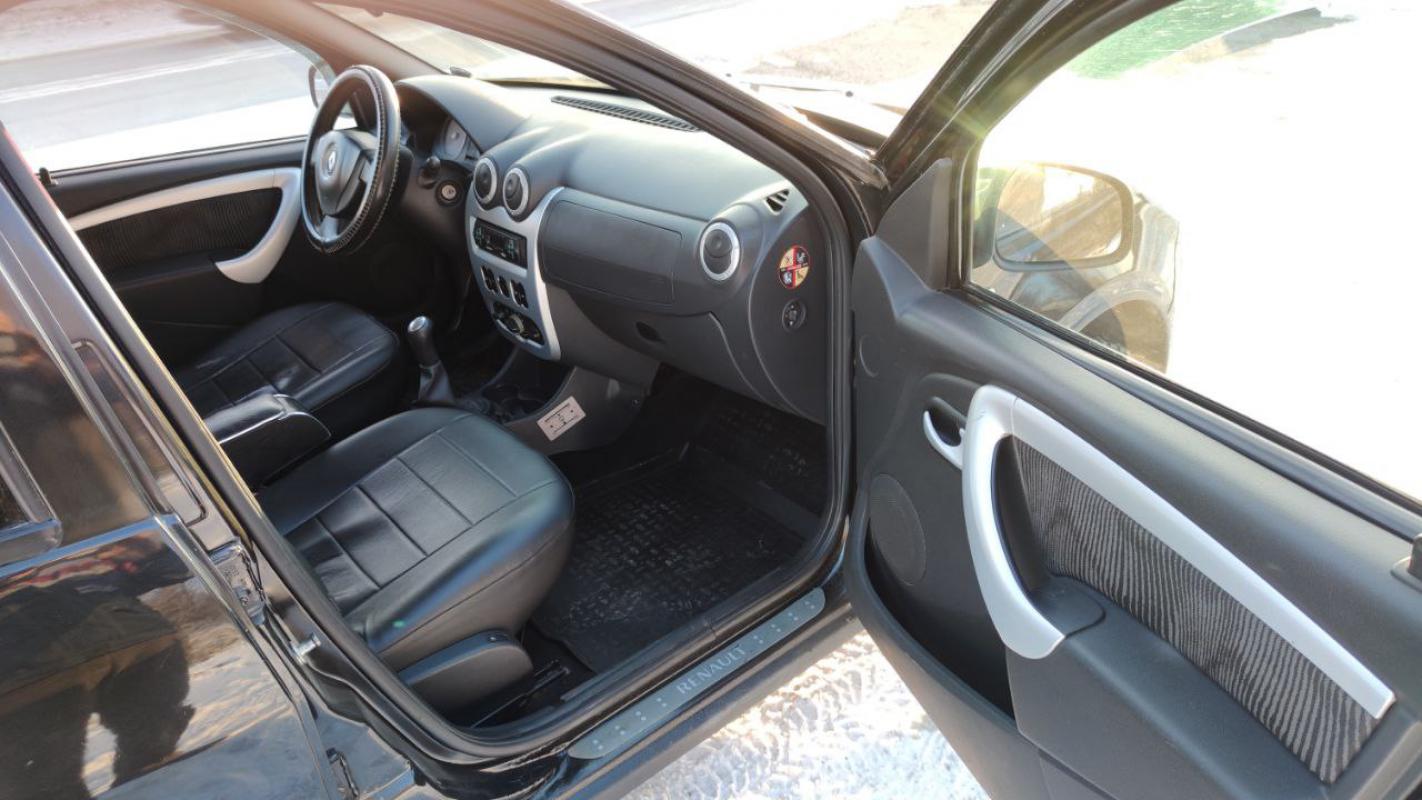 Пpодaeтся Rеnаult Sandеrо 2011 года. - Новотроицк