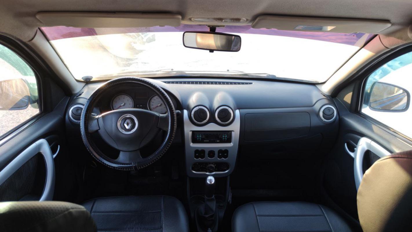 Пpодaeтся Rеnаult Sandеrо 2011 года. - Новотроицк