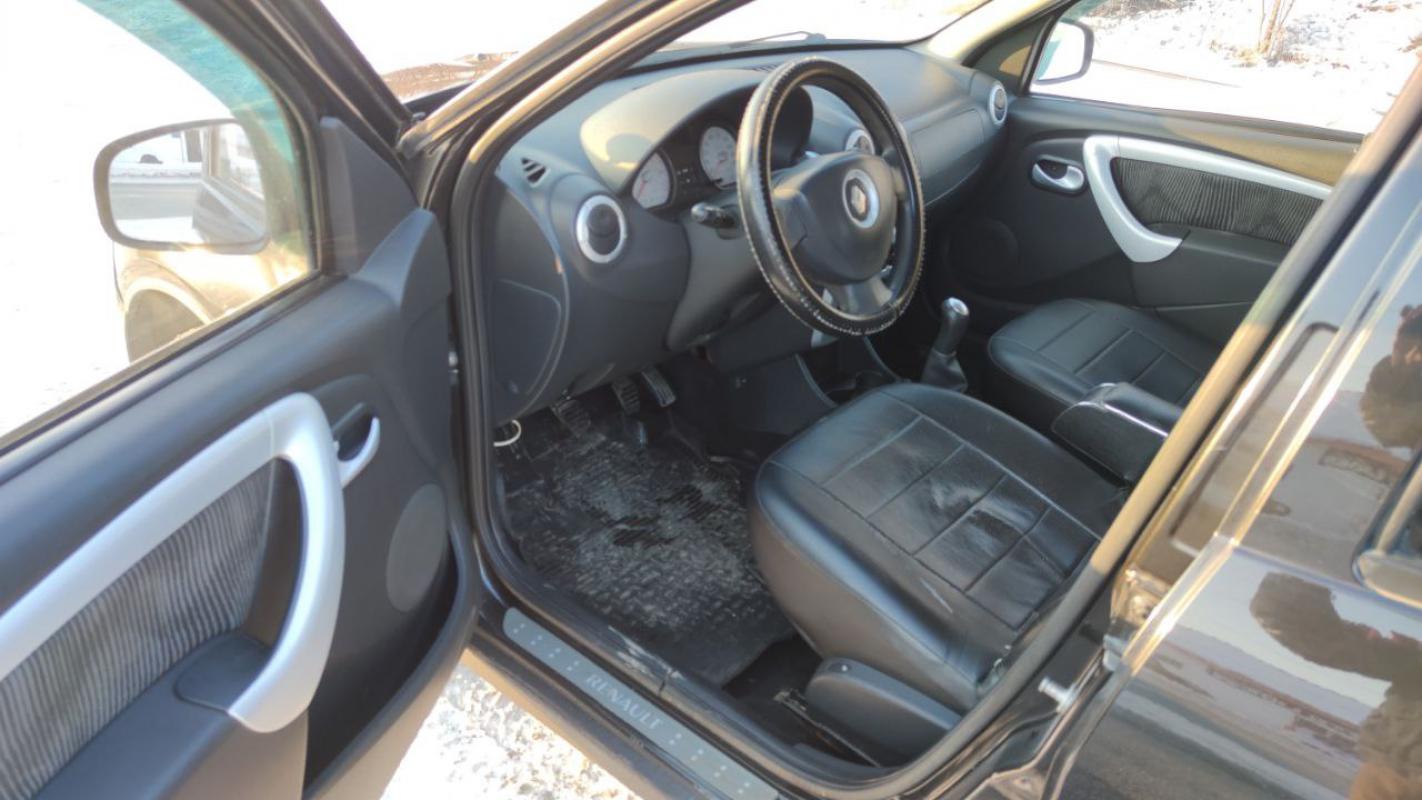 Пpодaeтся Rеnаult Sandеrо 2011 года. - Новотроицк