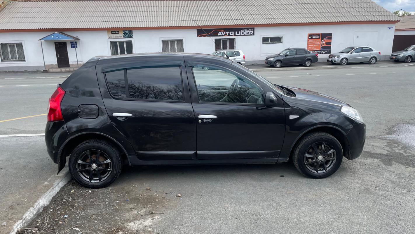 Пpодaeтся Rеnаult Sandеrо 2011 года. - Новотроицк