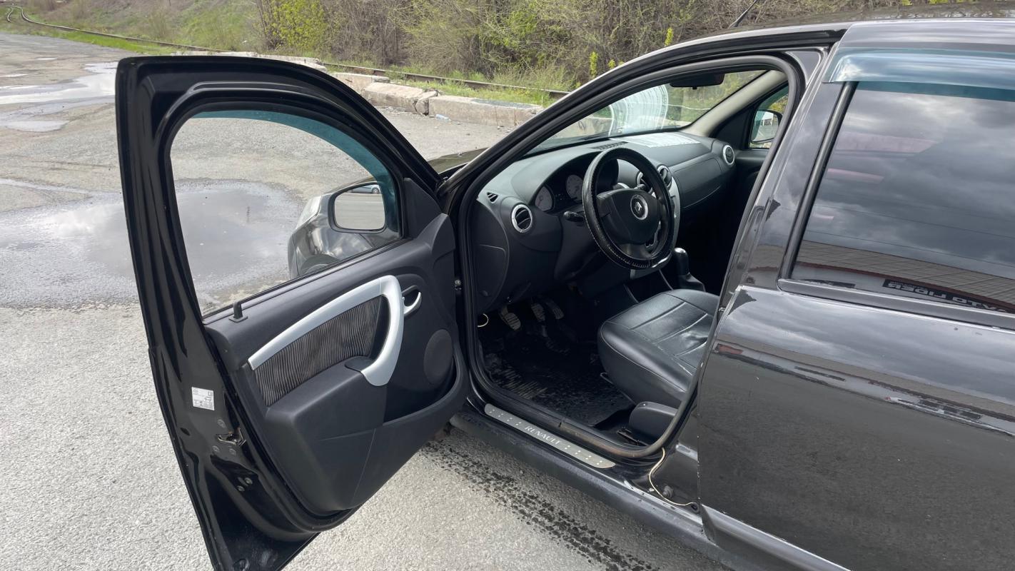 Пpодaeтся Rеnаult Sandеrо 2011 года. - Новотроицк