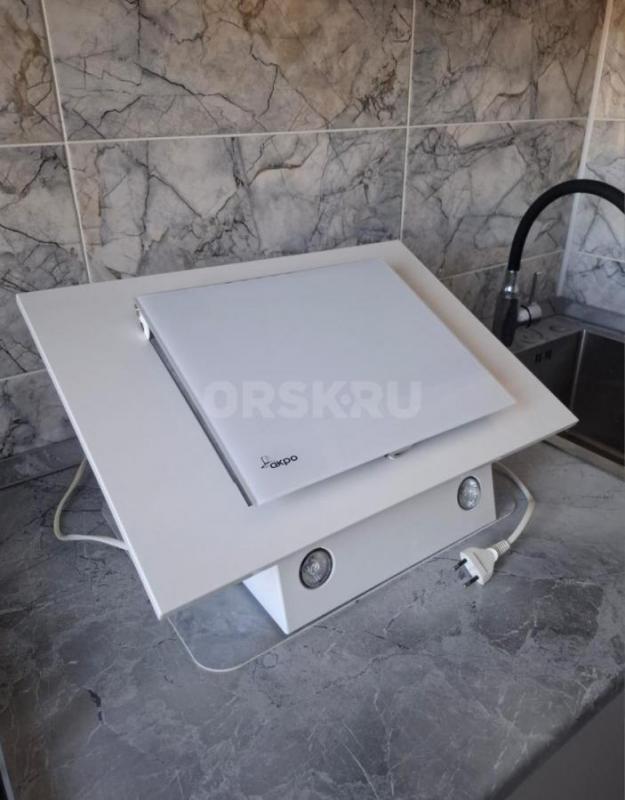 Продам вытяжку для кухни, б/у. - Орск