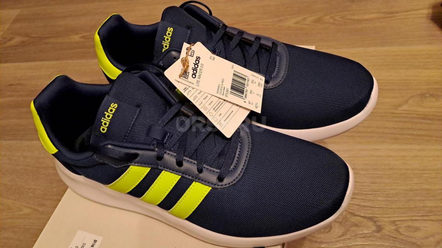 Кроссовки Адидас. - Орск