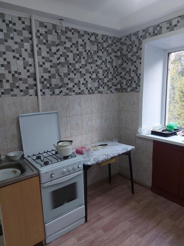 Продается 1-комнатная квартира по адресу: г. - Новотроицк