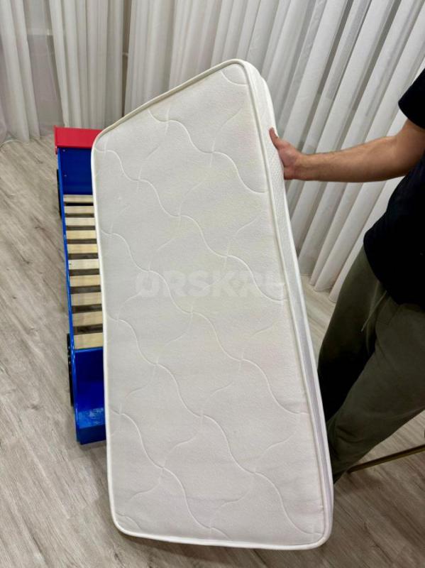 Продам детскую кроватку с матрасом в отличном состоянии - Орск