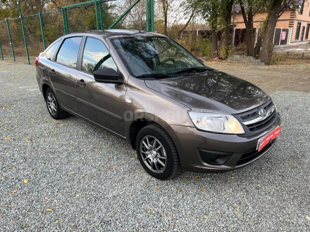 Granta лифтбек 2017г
В идеальном состоянии. - Орск