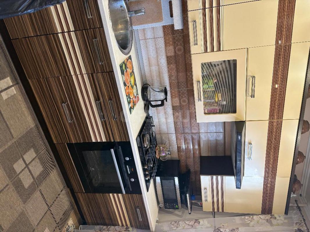 Продам 2х комнатную квартиру в прекрасном районе города. - Орск