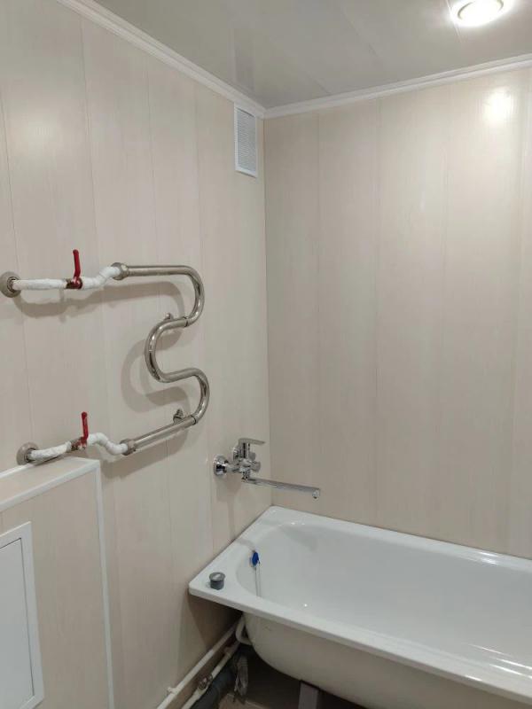 Продается 2-комнатная квартира в ЦЕНТРЕ города. - Новотроицк