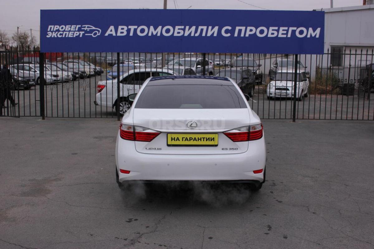 В продаже Lexus ES 350 &#039;2014 VI 

Седан 4 дв., левый
АКПП, передний
Бензин, 3.5 л, 249 - Орск