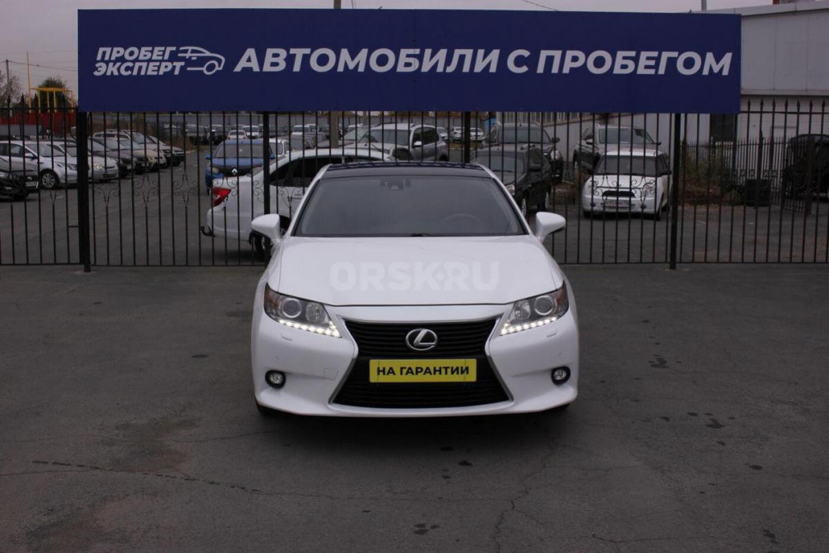 В продаже Lexus ES 350 &#039;2014 VI 

Седан 4 дв., левый
АКПП, передний
Бензин, 3.5 л, 249 - Орск