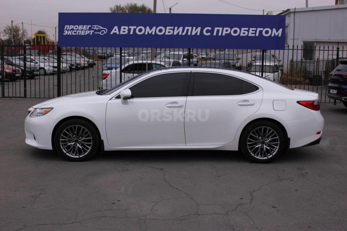 В продаже Lexus ES 350 &#039;2014 VI 

Седан 4 дв., левый
АКПП, передний
Бензин, 3.5 л, 249 - Орск