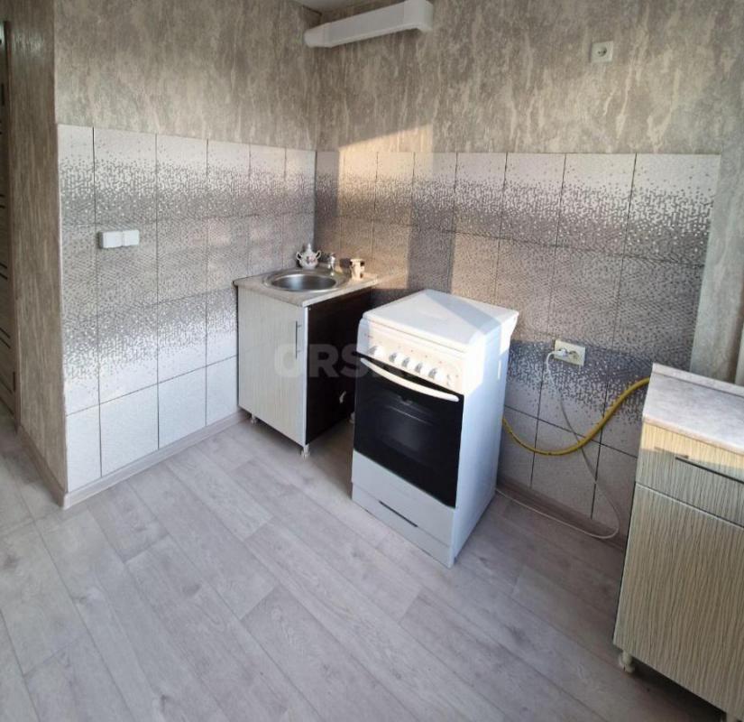 Продается 4-комнатная квартира на 4 этаже по адресу ул Пацаева 11 (ост. - Орск