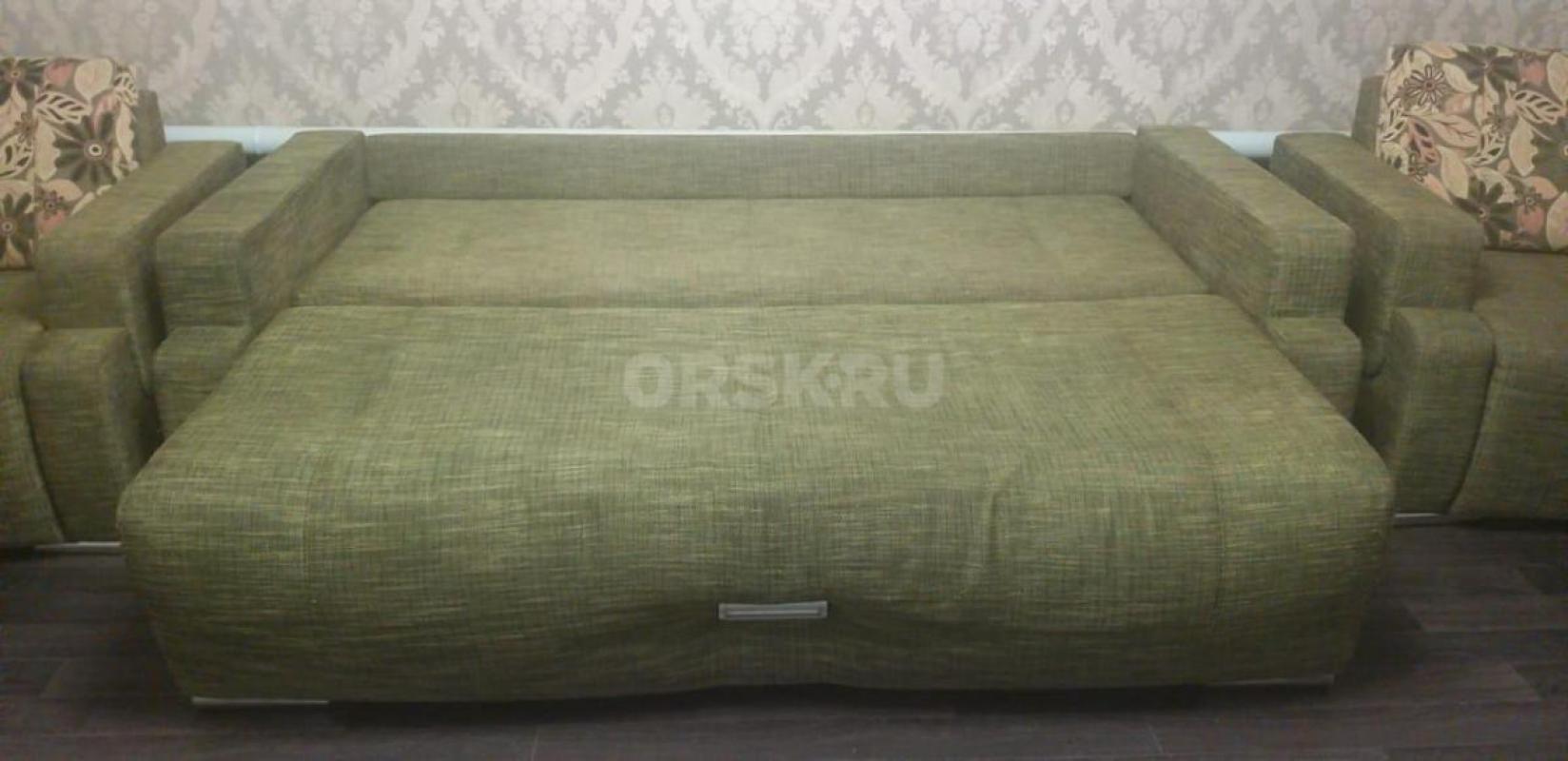 Диван &quot;Книжка&quot; и два кресла. - Орск