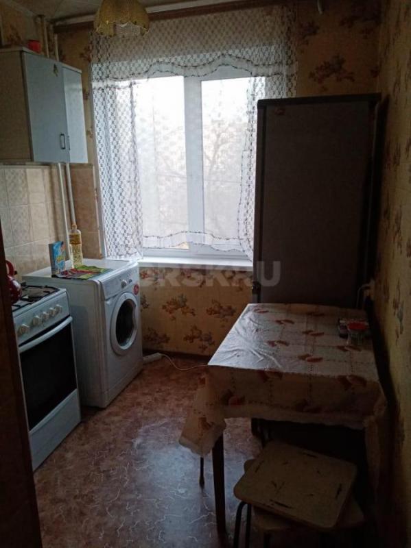 Сдаю на длительный срок однокомнатную квартиру на ул Строителей. - Орск