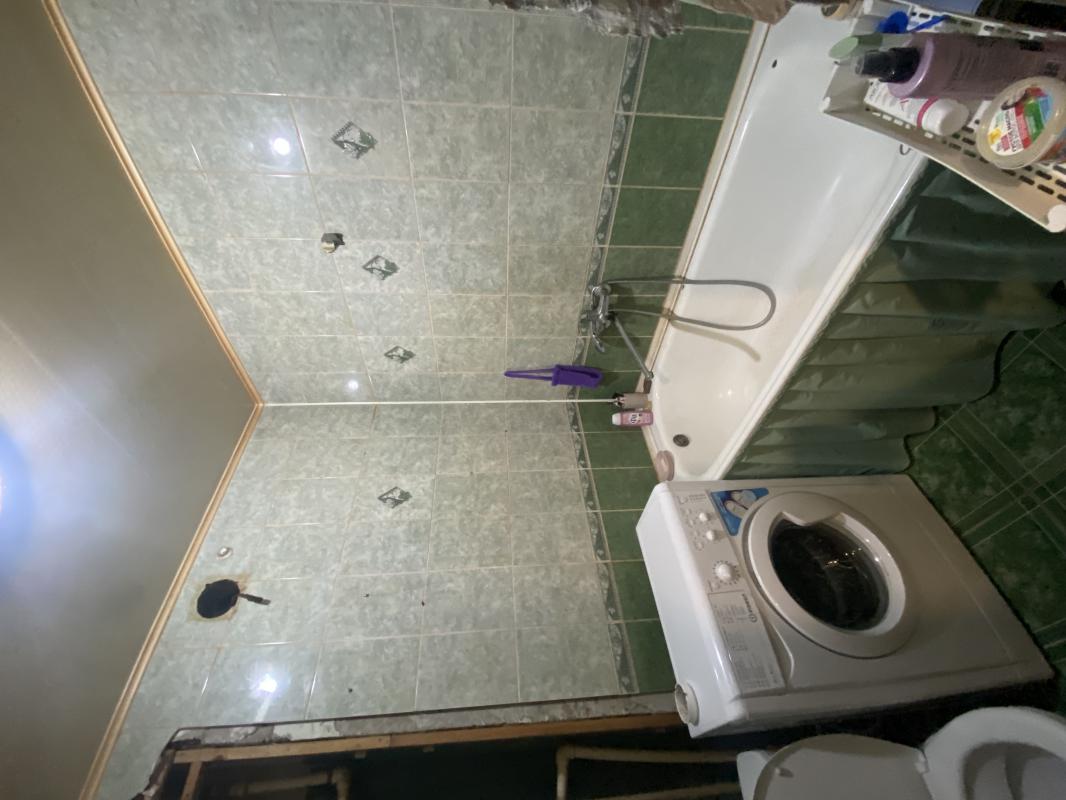 Продам 2- комнатную квартиру с раздельными ходами. - Новотроицк