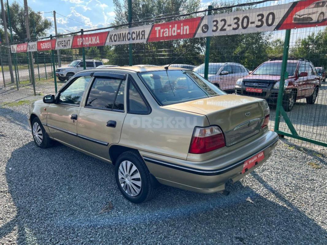 Продаётся Daewoo Nexia
Год 2007 в хорошем состоянии в родном окрасе! 3 собственника 
Двигатель 1.5 - Орск