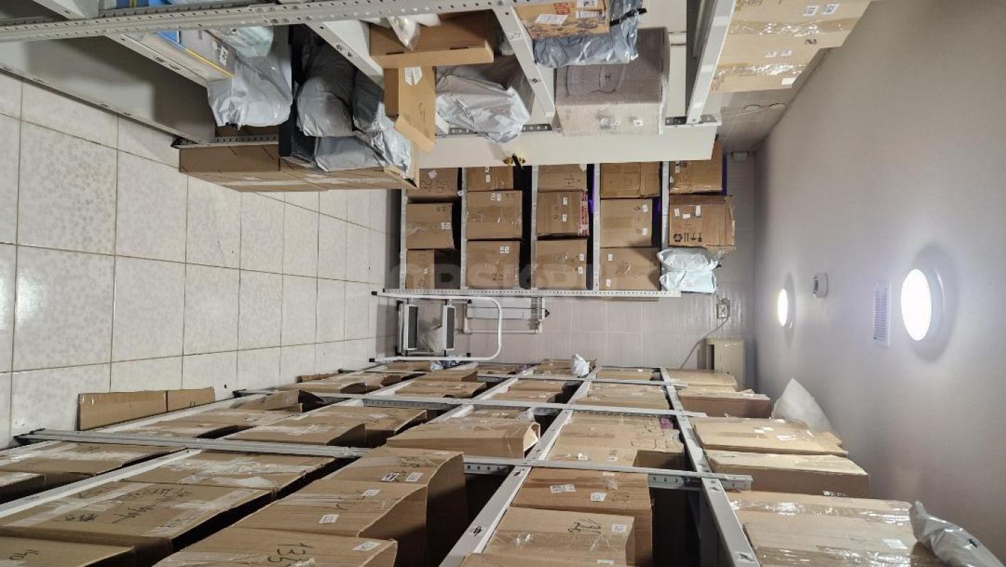 продам пвз вилдбериз по улице нефтяников, адрес короленко 27 - Орск