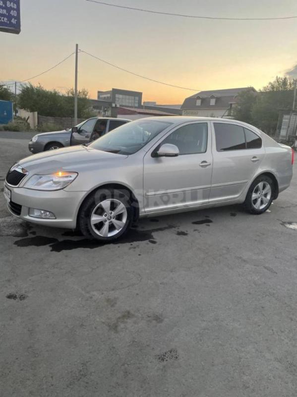 Skoda Octavia 2012 года 

Коротко о главном:

Год выпуска: 2012

Пробег: 176 000 км

Коробка - Орск