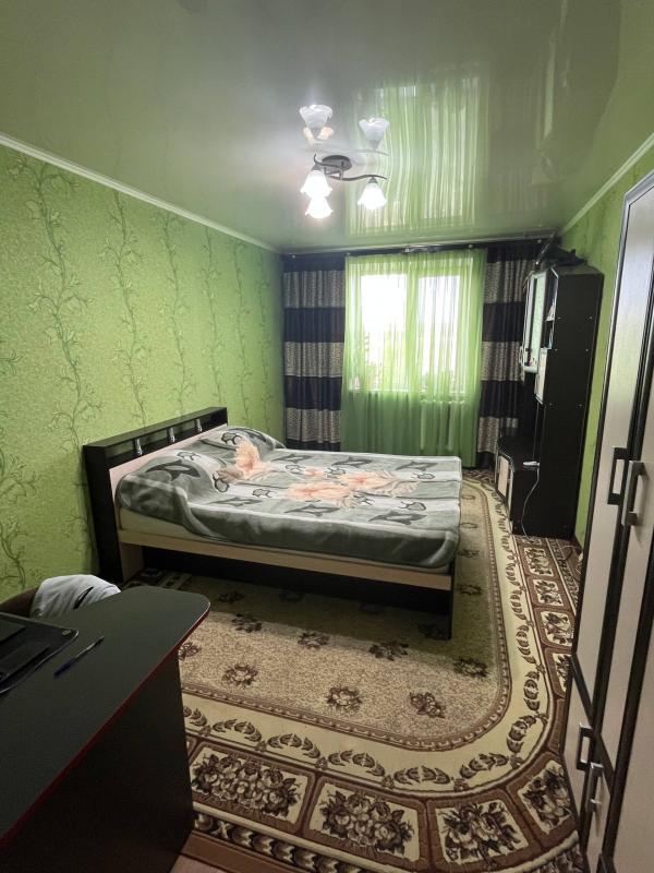 Срочно продаëтся 3-х комнатная (улучшенной планировки). - Новотроицк