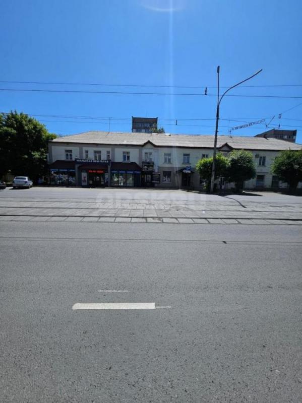 Продам нежилое помещение на площади Васнецова 48,9 кв. - Орск