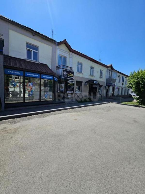 Продам нежилое помещение на площади Васнецова 48,9 кв. - Орск