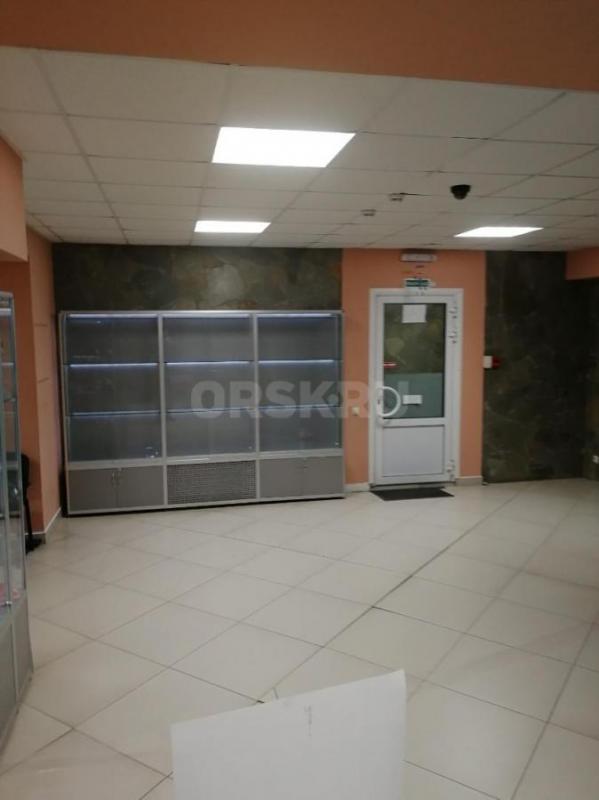 Продам нежилое помещение 147 кв. - Новотроицк