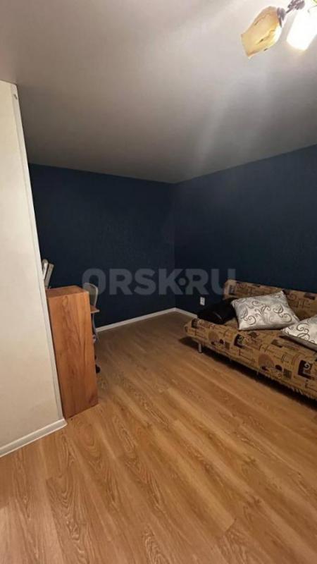 На длительный срок сдам в аренду 1 комнатную квартиру на ОЗТП. - Орск