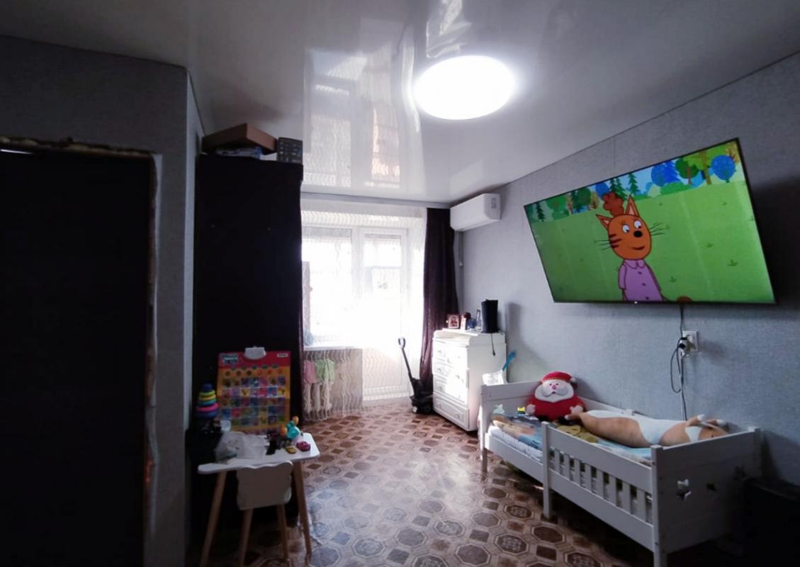 ПРОДАЁТСЯ 1- КОМНАТНАЯ КВАРТИРА, НА 4 ЭТАЖЕ, 4 - Х, ЭТАЖНОГО БЛОЧНОГО ДОМА, В ЦЕНТРЕ ГОРОДА! - Новотроицк