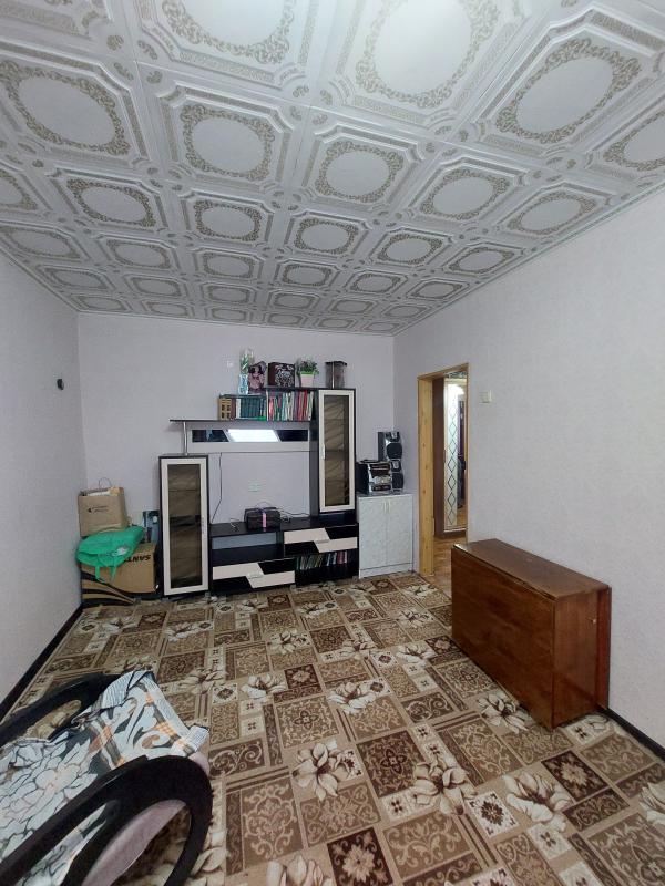 Продаётся уютная трехкомнатная квартира площадью 62 квадратных метра на седьмом этаже девятиэтажного - Новотроицк