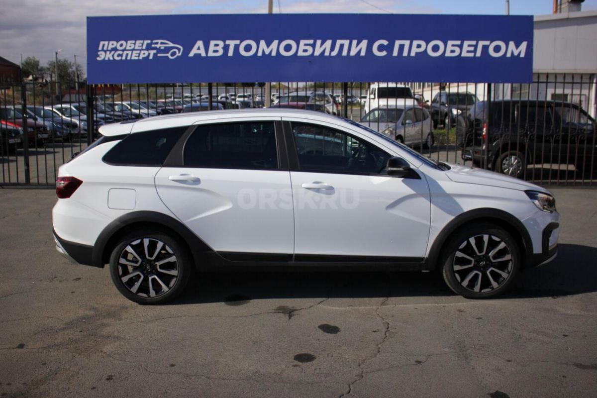 В продаже Lada (ВАЗ) Vesta &#039;2024 I Рестайлинг (NG)

Бензин, 1.8 л, 122 л.с.
1 владелец, - Орск