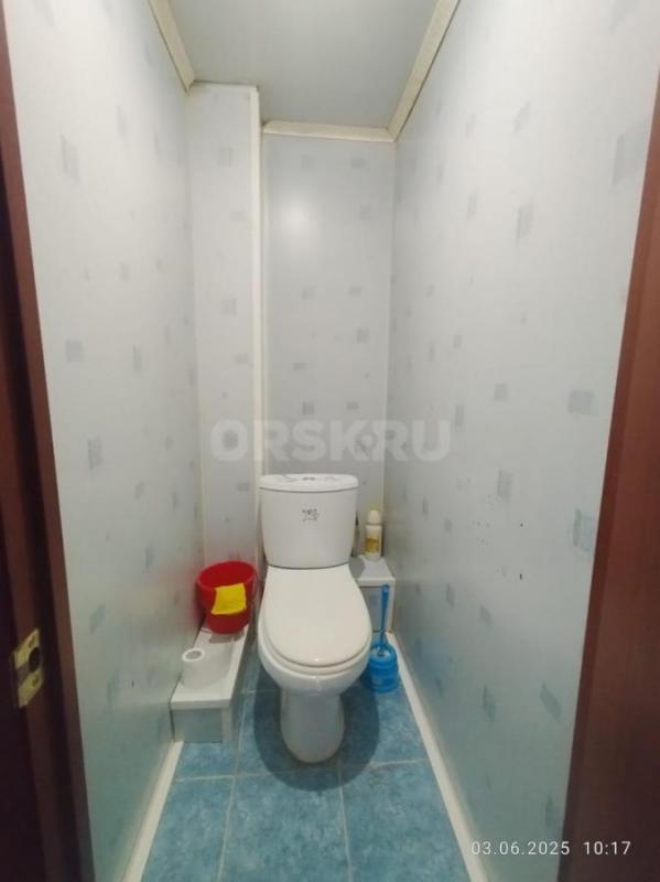 Продам долю в квартире 2-х комнатной улучшенной планировке. - Орск