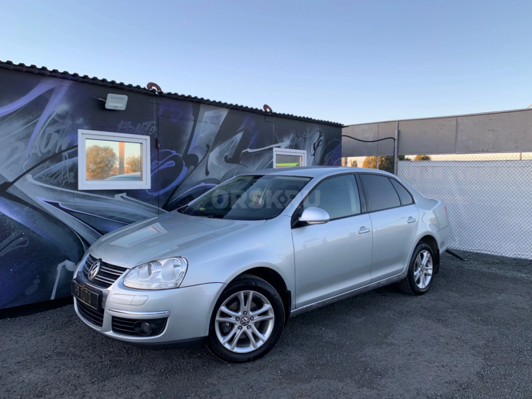 В ПРОДАЖЕ VOLKSWAGEN GETTA. 
2010 года в отличном техническом и внешнем состоянии. - Орск