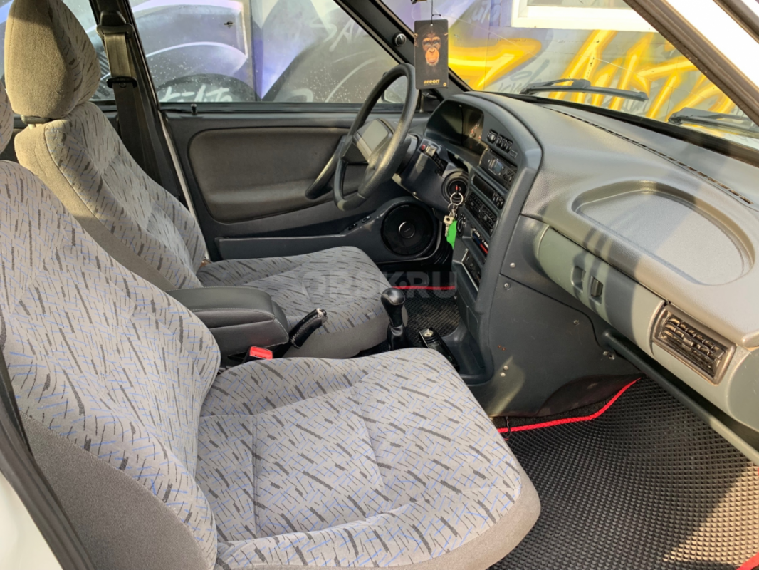 В продаже Ваз 2115 2011 года,в отличном техническом и внешнем состоянии.
5 собственников. - Орск