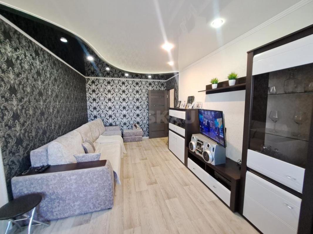 Продаётся светлая, 3ком. - Орск