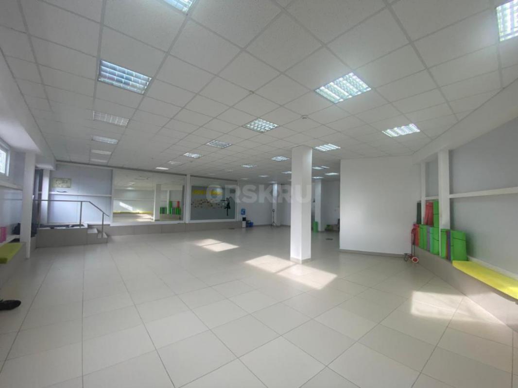 Сдам с ноября в аренду помещение 160 кв. - Орск