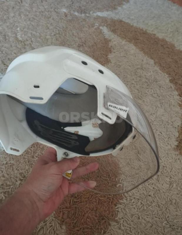 Продам недорого хоккейную экипировку в хорошем рабочем состоянии. - Орск