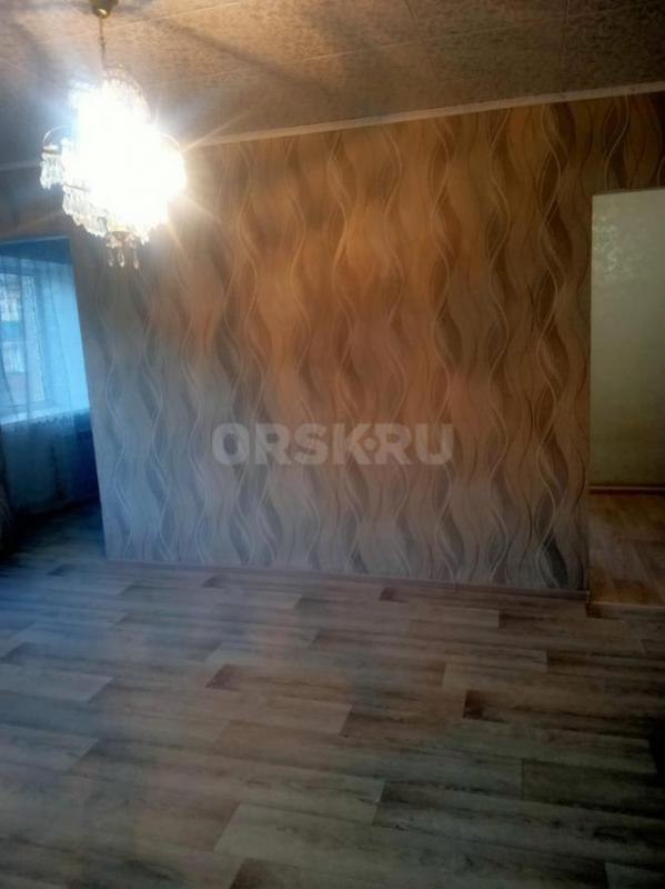 Сдам 3х комнатную квартиру в центре города. - Орск