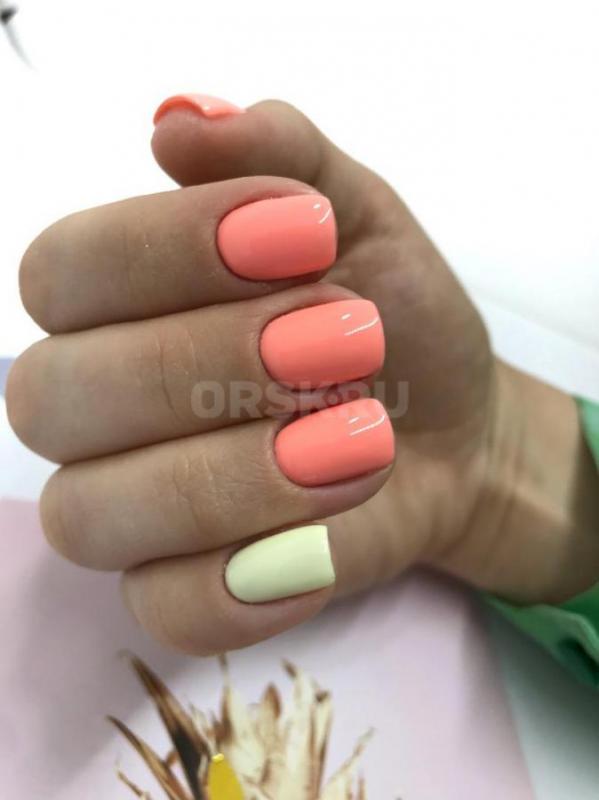 В студии маникюра CRAZY NAILS , вы можете получить такие услуги как : 
Маникюр укрепление / наращив - Орск