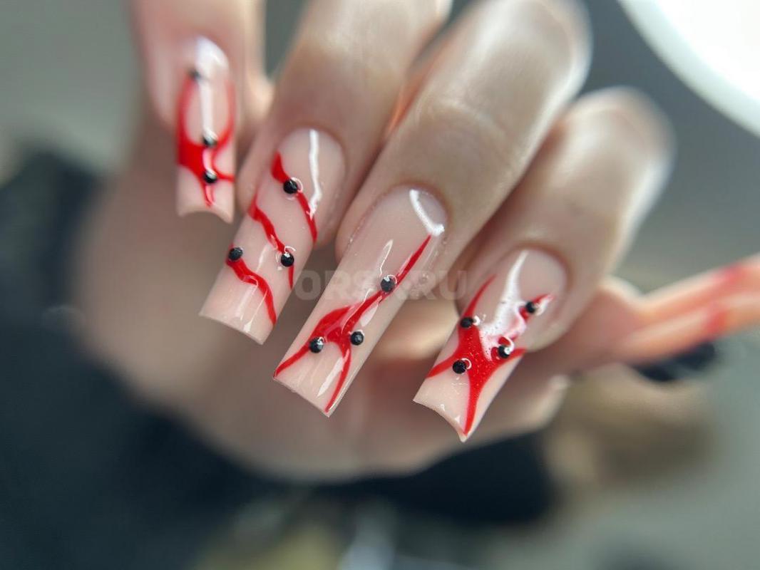 В студии маникюра CRAZY NAILS , вы можете получить такие услуги как : 
Маникюр укрепление / наращив - Орск